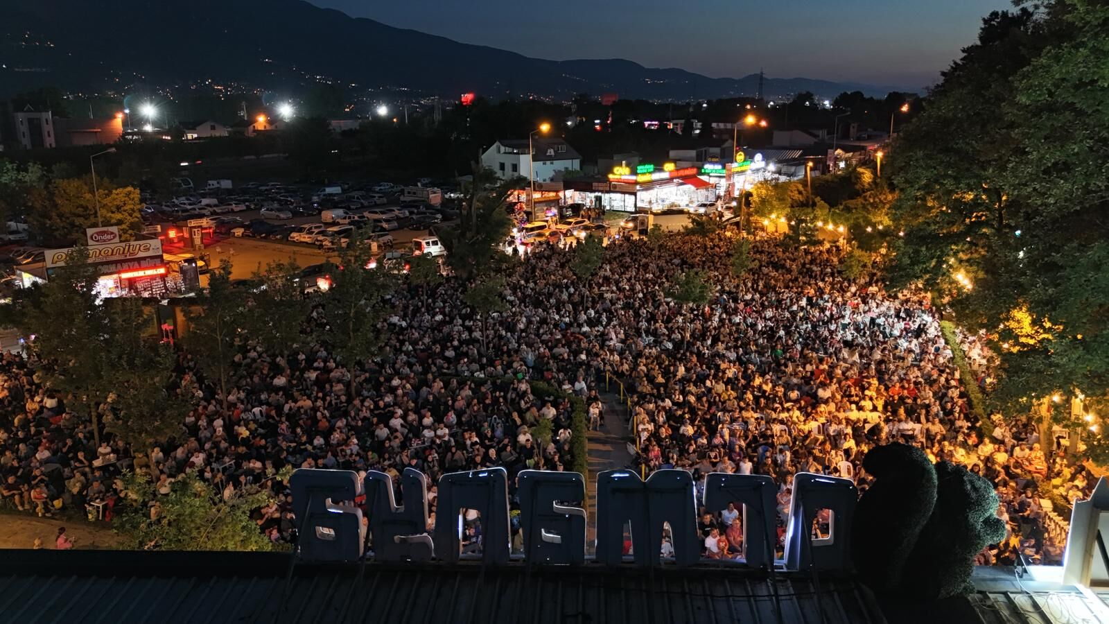 Ormanya’da “Buz Devri” Filmine Rekor Katılım (1)