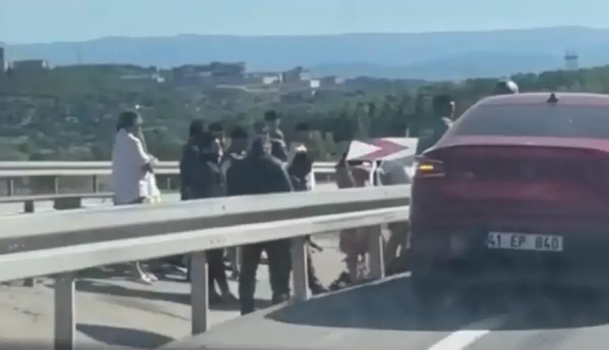 Umuttepe Yolunda Feci Motosiklet Kazasi18 Yasindaki Genc Hayatini Kaybetti 1787967149
