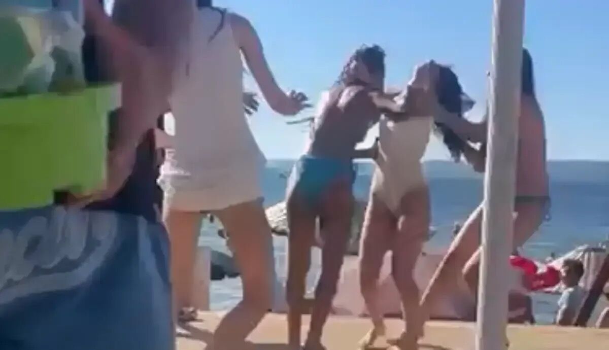 Bu Kez Kadinlar Tekme Tokat Birbirine Girdi Yer Karamursel Sahili 1782379772