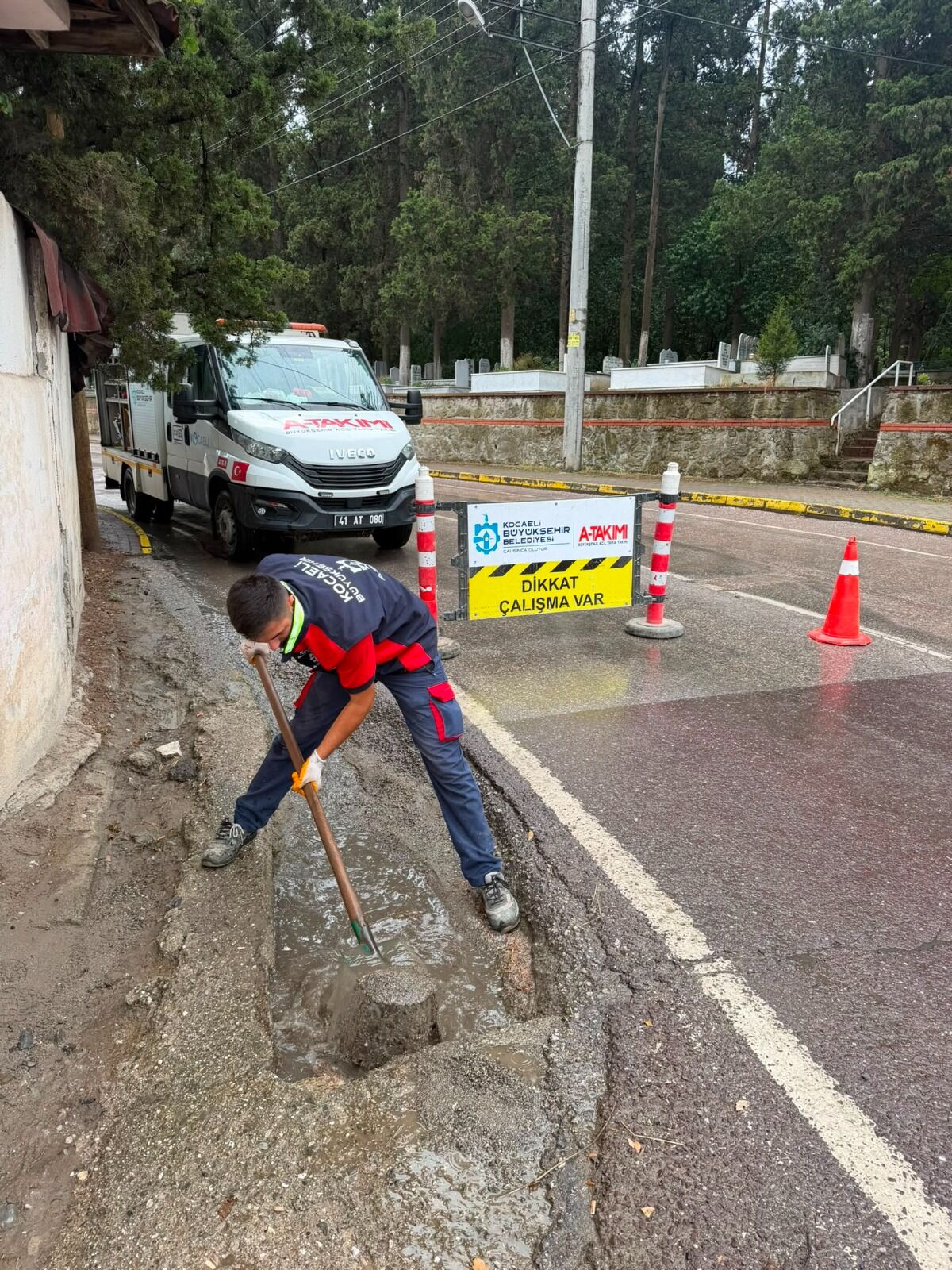 Büyükşehir Kuvvetli Sağanak Sınavını Başarıyla Geçti (1)