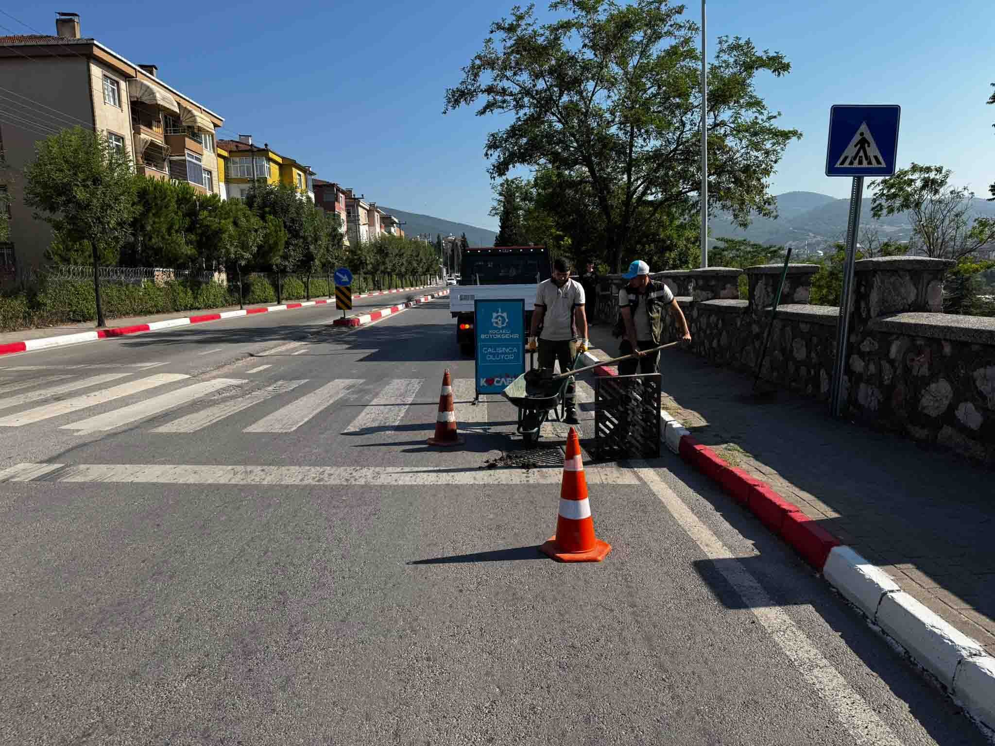 Büyükşehir, Sağanak Öncesinde Teyakkuza Geçti (12).Jpgk