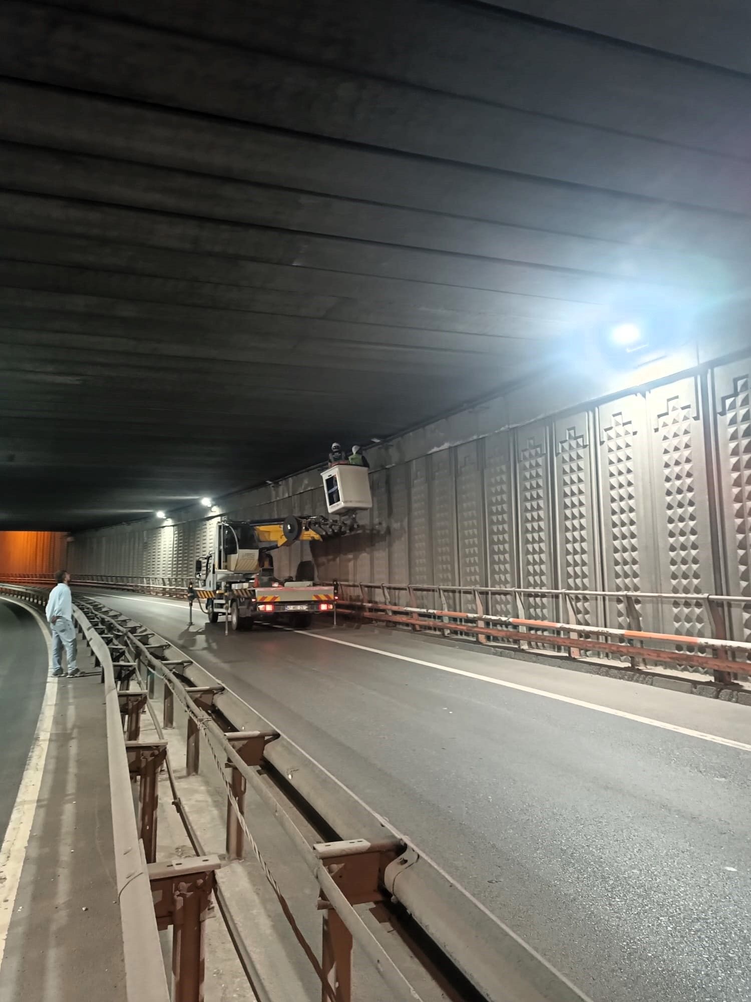 Gebze Eskihisar Feribot Yolu Alt Geçidi Işıl Işıl Oldu (4)