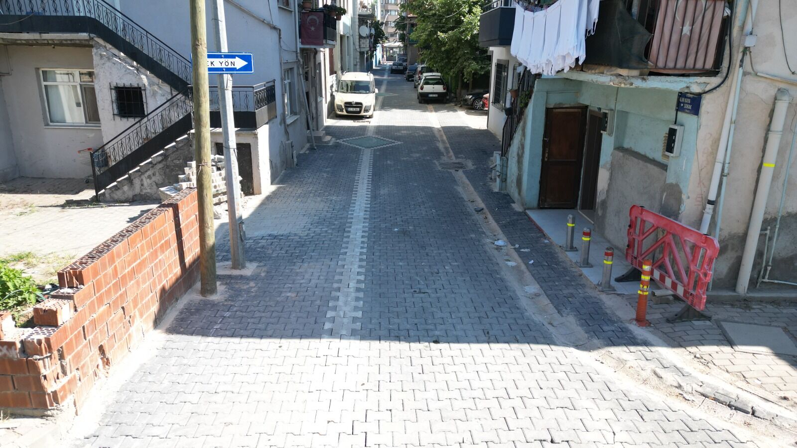 İzmit Belediyesi Paşa’da 5 Ayrı Noktada Yol Ve Kaldırımları Yeniliyor (10)