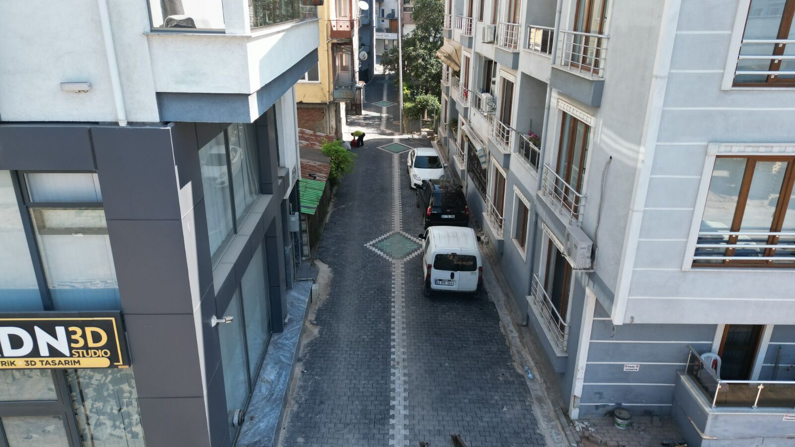 İzmit Belediyesi Paşa’da 5 Ayrı Noktada Yol Ve Kaldırımları Yeniliyor (7)