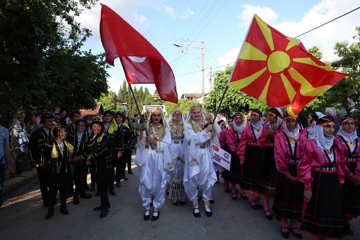 Kartepe'de Balkan Kültürü Coşkusu Yaşandı (10)
