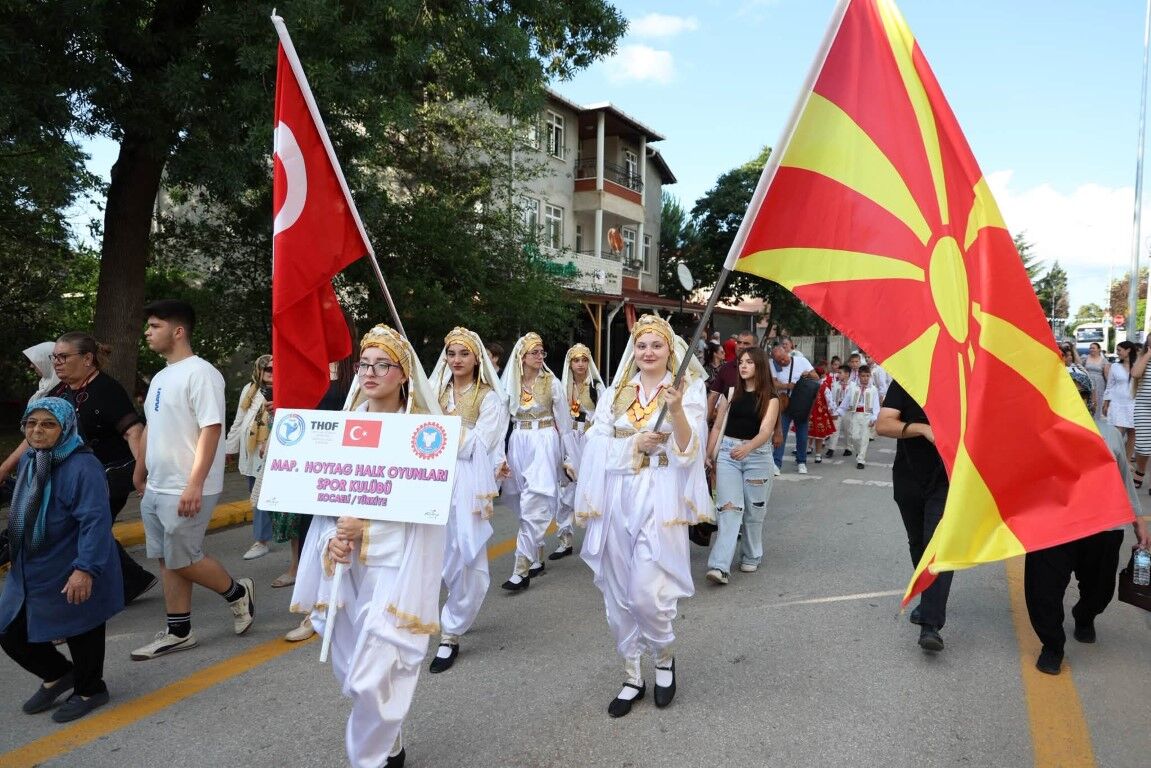 Kartepe'de Balkan Kültürü Coşkusu Yaşandı (16)