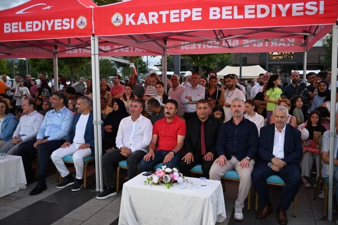 Kartepe'de Balkan Kültürü Coşkusu Yaşandı (2)