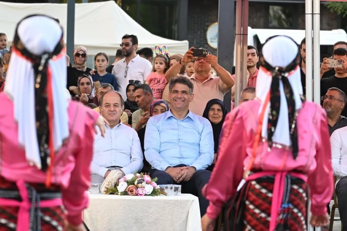 Kartepe'de Balkan Kültürü Coşkusu Yaşandı (5)