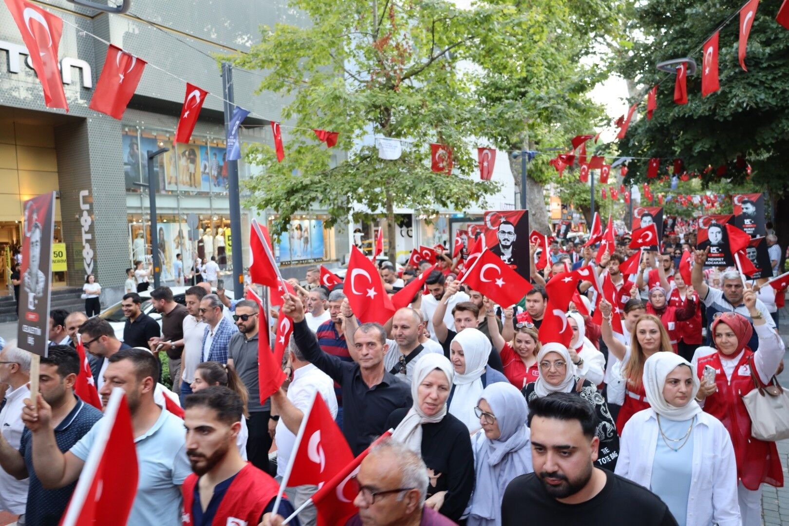 Kocaeli, 15 Temmuz Ruhunu Diri Tutacak (2)-1