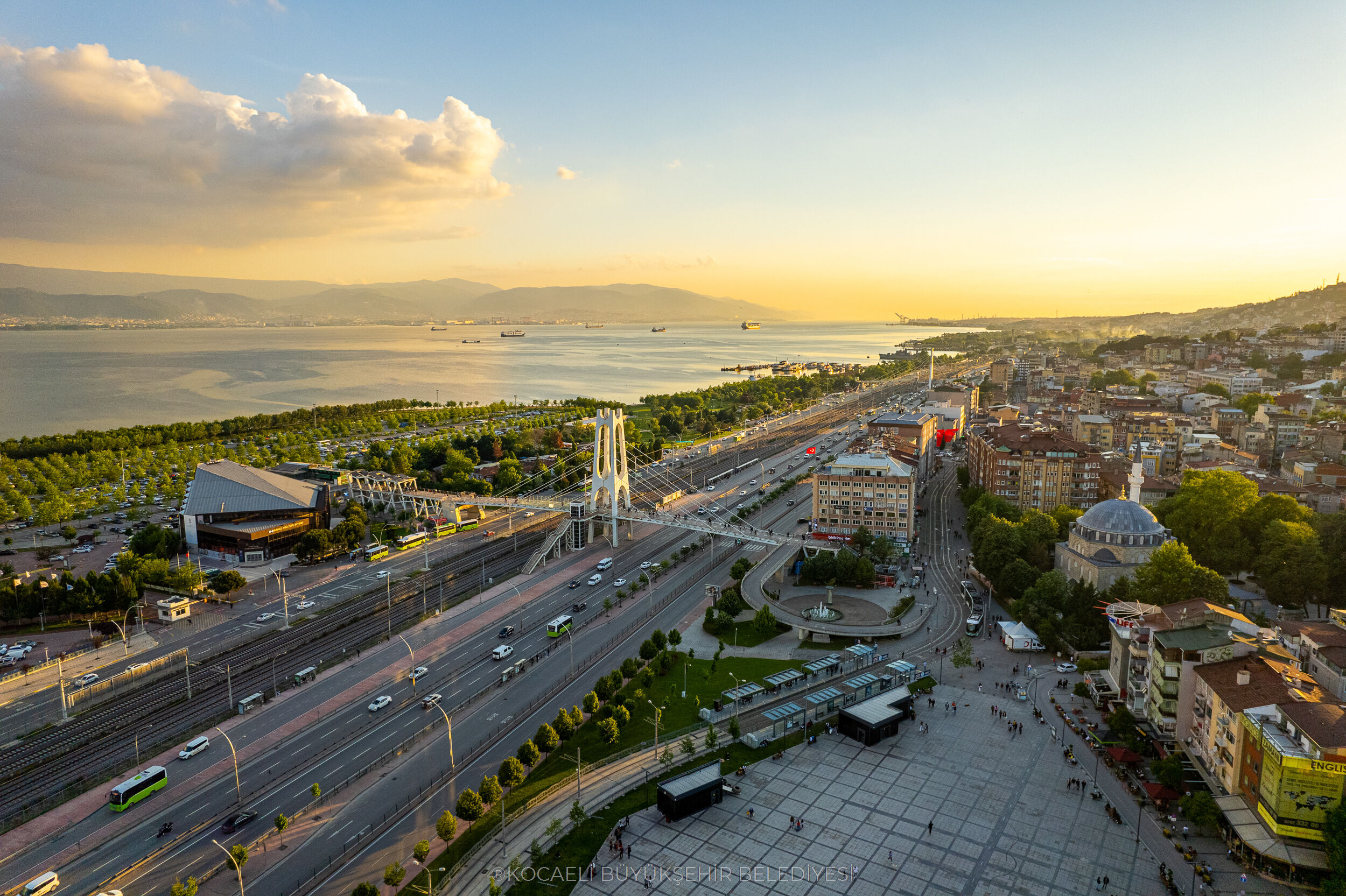 Kocaeli Buyuksehir Belediyesi Havadan Kocaeli Sehir Merkezi D100 8